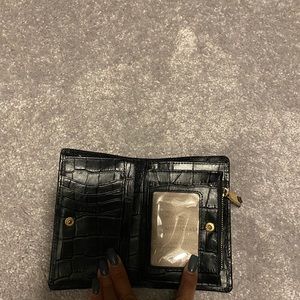 ralph lauren wallet with multiple pockets